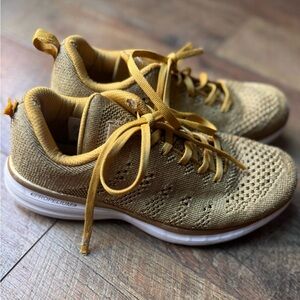 APL Gold Techloom Sneakers Size 8